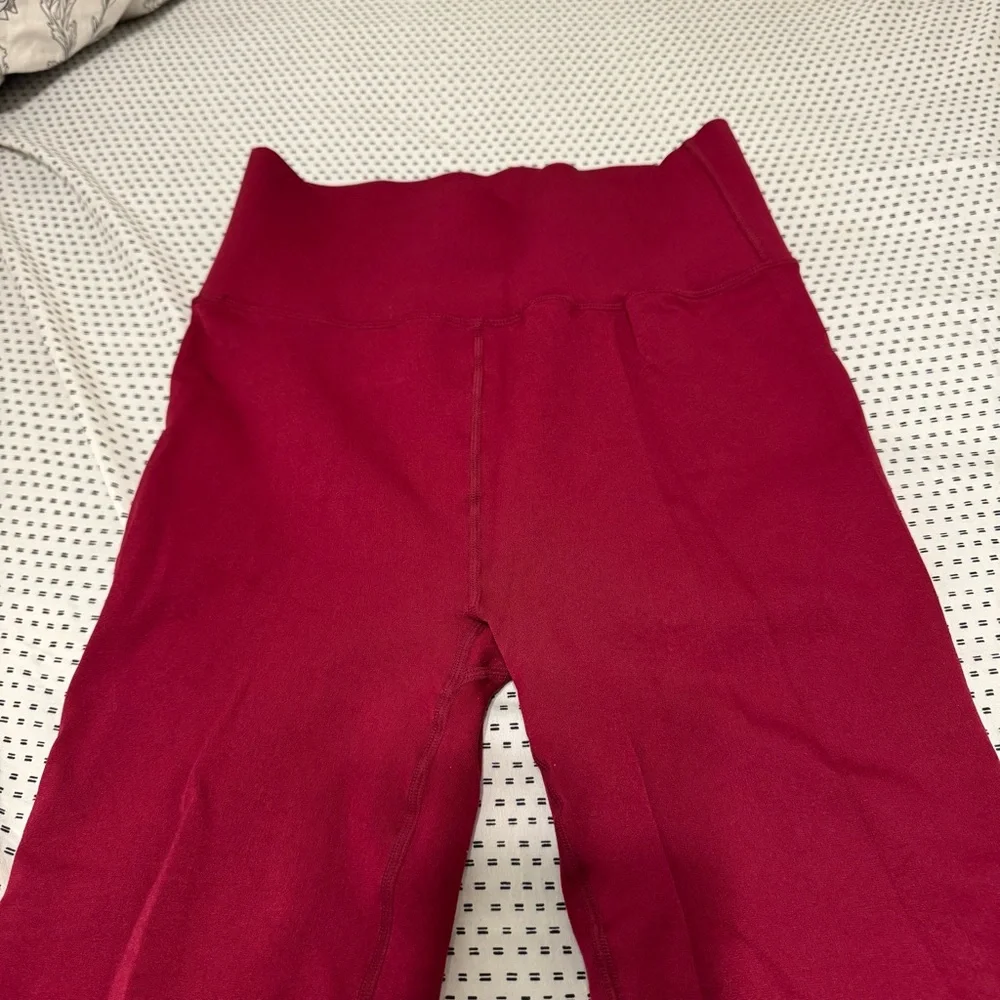 Sculptknit by Fabletics RedLeggings - Picture 3 of 8